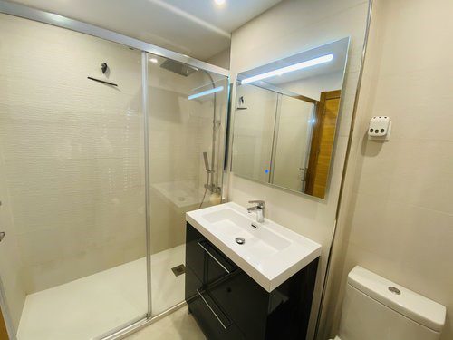 Lonrah Hacienda Riquelme Golf Resort HR003 bathroom 03