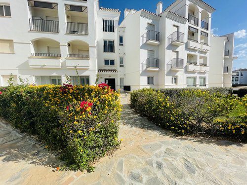 Lonrah Hacienda Riquelme Golf Resort HR065 01