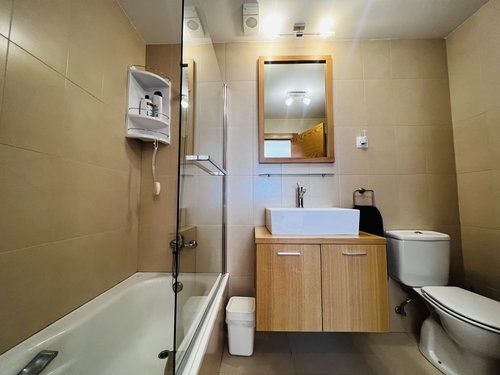 Lonrah Hacienda Riquelme Golf Resort HR120 bathroom 01