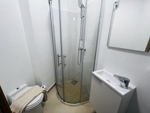 Hacienda Riquelme Golf Resort Apartment - HR132 21 Lonrah Hacienda Riquelme Golf Resort HR132 bathroom 02