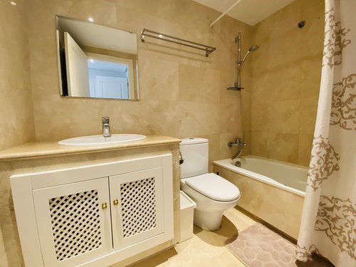 Roda Golf Resort Apartment - RG006 20 Lonrah Roda Golf Resort Murcia RG006 bathroom 02