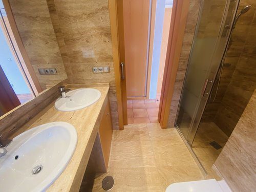 Mar Menor Golf Resort Villa - MM003 22 LonrahMarMenorGolfResortPHASE23BED3BATHBARONVILLAMM003bathroom02