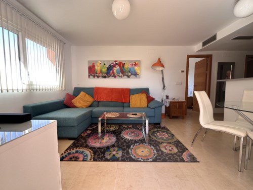 MM022 living room