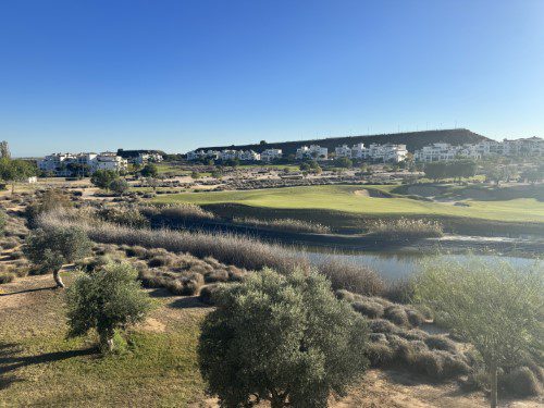 HR340 views golf course