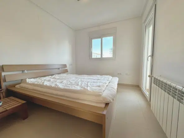 HR330 bedroom