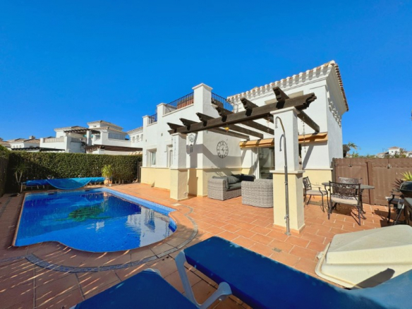 LT049 main view house