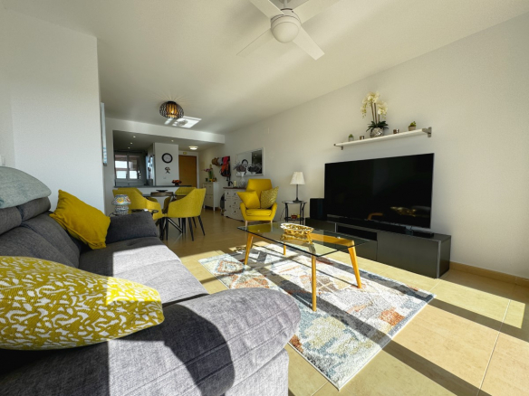 MM030 furnished living room