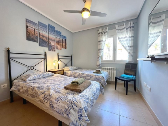 MM027 second bedroom