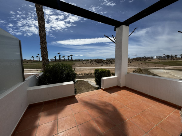 TT024 sunny terrace