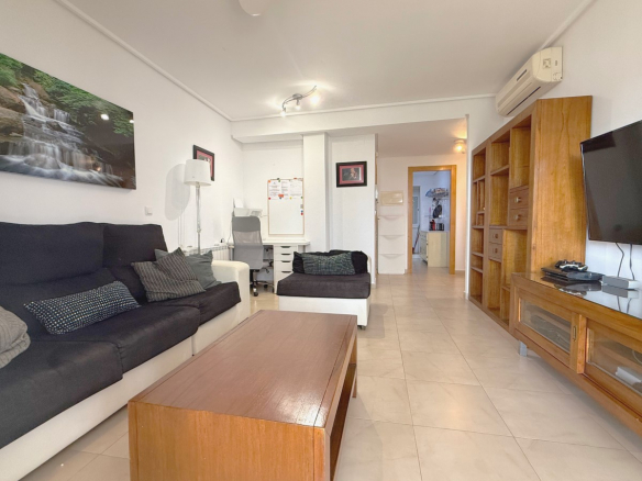 LT063 large living room