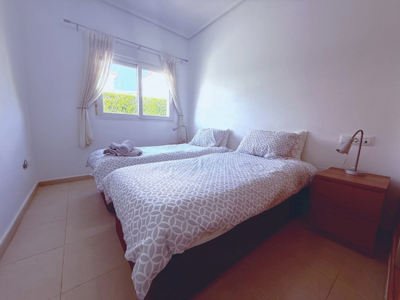 LT064 double bed bedroom