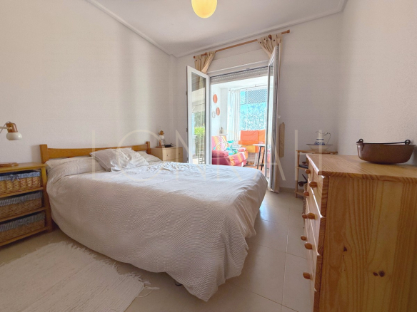 TST000 master bedroom