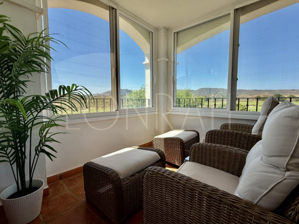 HR536 7 covered terrace