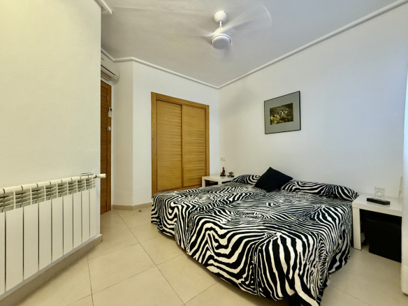 HR575 11Foto 11 7 25 16 16 43