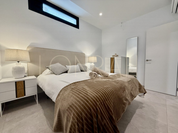 SR006 19 Foto 9 7 25 16 20 21