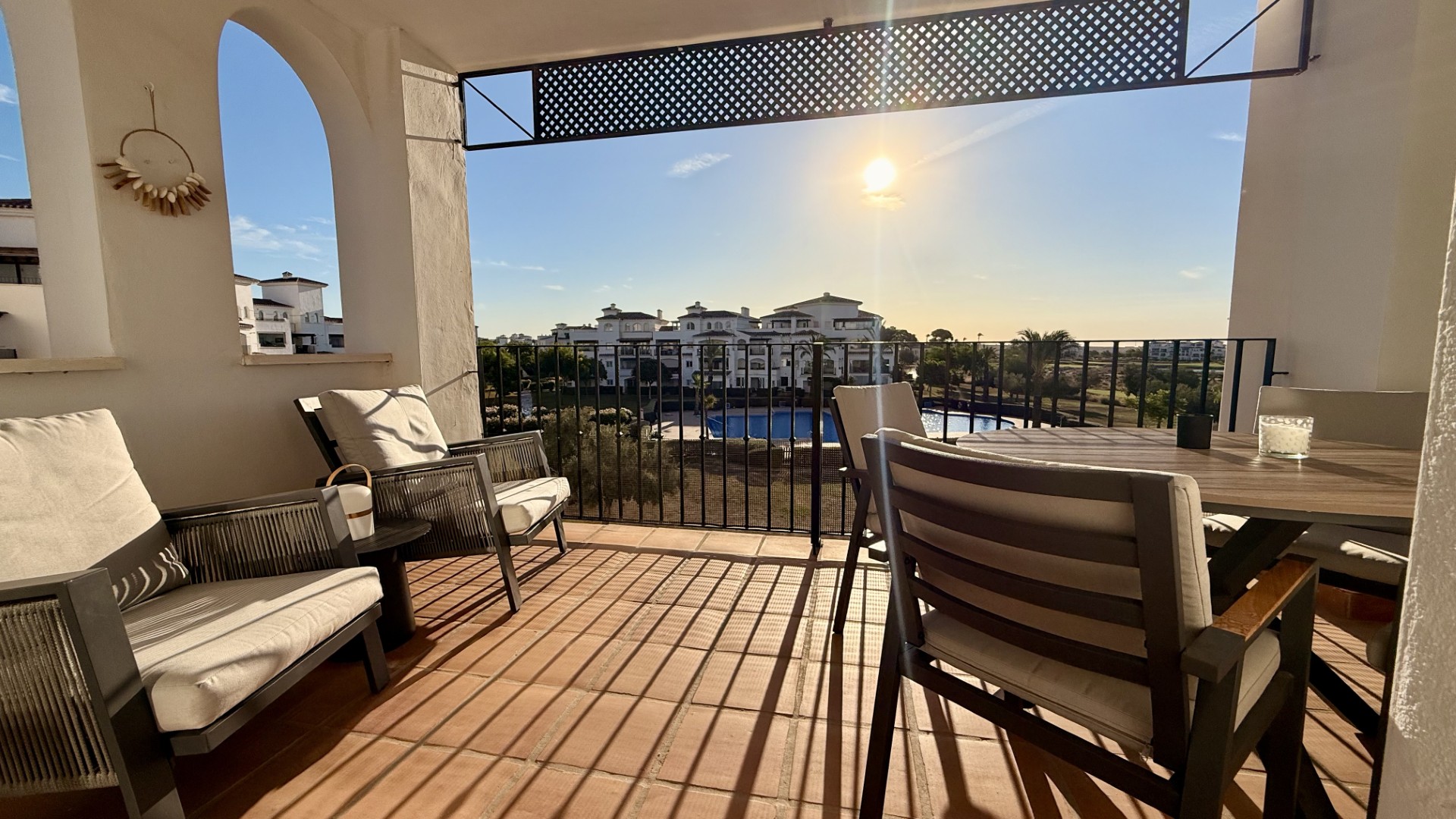 HR579 Main 16 9 HR579 Main 16 9