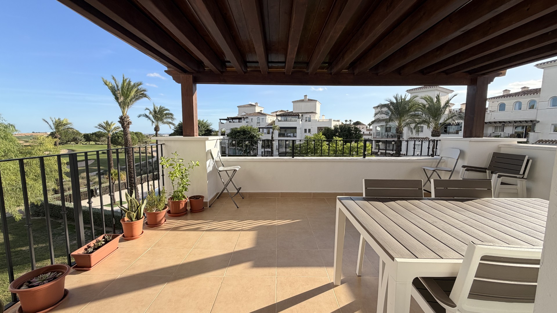 HR582 0 Main HR582 0 Main