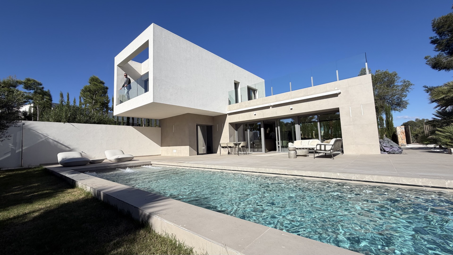 LC001 0Main LC001 0Main