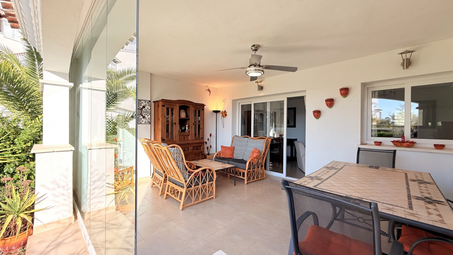 HR604 1 Main terrace