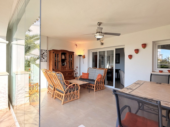 HR604 1 Main terrace