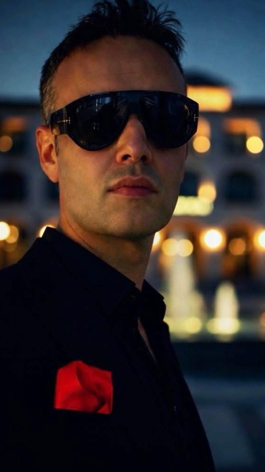 london eldridge profile 9 16