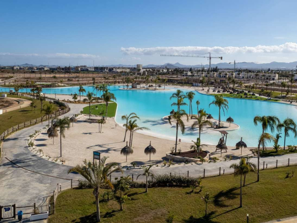 SR016 10 resort lagoon