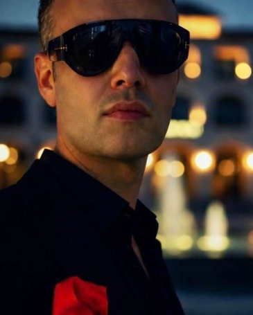 london eldridge profile 9 16